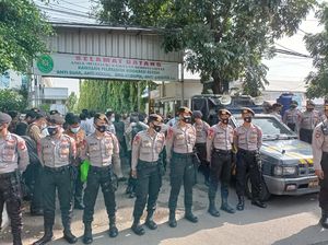 Sidang Habib Rizieq Dilanjutkan, PN Jaktim Dijaga Ketat Sidang Habib Rizieq Dilanjutkan, PN Jaktim Dijaga Ketat