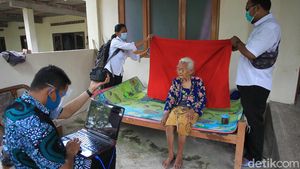 Ciamik di Jogja Ada Pembuatan KTP Keliling untuk Lansia