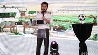 Presiden Direktur Prestige Motorcars, Rudy Salim juga hadir dalam peluncuran logo RANS Cilegon FC.