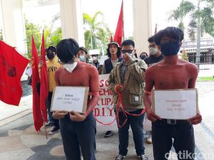 Tuding Malprosedur, KSPSI Gugat SK Gubernur DIY soal UMP Tahun 2021 Tuding Malprosedur, KSPSI Gugat SK Gubernur DIY soal UMP Tahun 2021