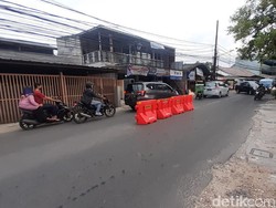 Dishub DKI Buka Kemungkinan Pasang Pembatas Jalan Permanen Jl Moh Kahfi I