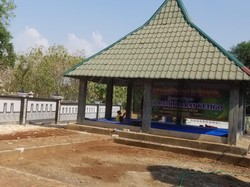 Lestarikan Sejarah Penyebaran Islam, Kades di Tuban Ini Bangun Makam Wali