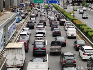 Lalin Sejumlah Tol Arah Jakarta Padat Pagi Ini, Ini Titiknya Lalin Sejumlah Tol Arah Jakarta Padat Pagi Ini, Ini Titiknya