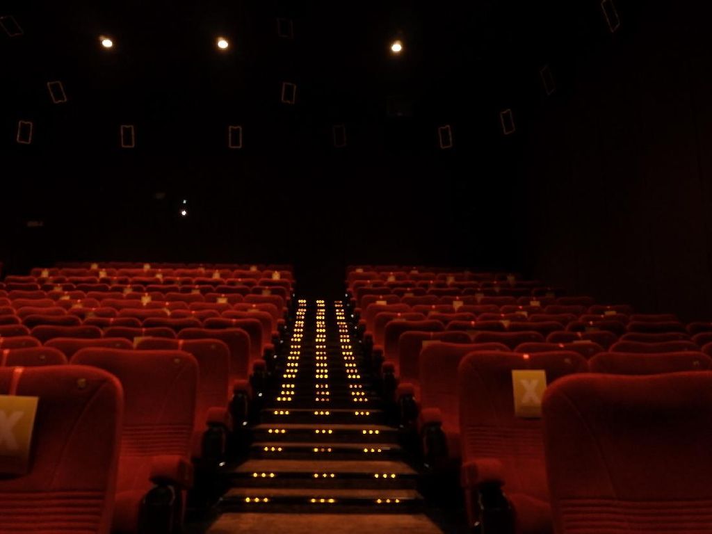 Bioskop Sepi Imbas Pandemi, Inikah Nasib Para Pekerja Film? Bioskop Sepi Imbas Pandemi, Inikah Nasib Para Pekerja Film?