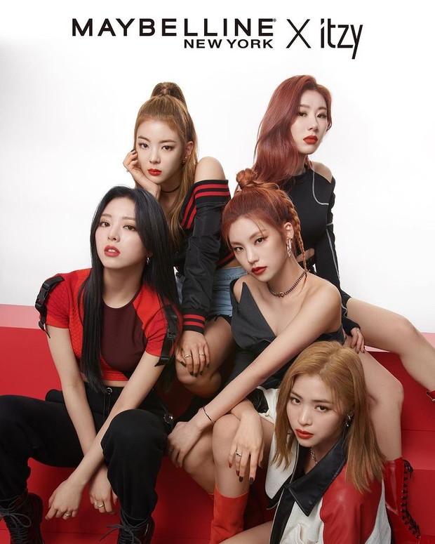 ITZY menjadi brand ambassador global Maybelline New York (foto: instagram.com/itzy.all.in.us)