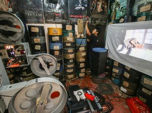 Dihantam Pandemi, Jasa Sewa Layar Tancap Turun Drastis