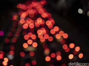 Jelang Pekan Suci Paskah Jalanan Jakarta Macet Banget!