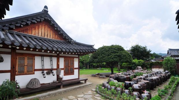 Korean traditional house in Jeonju Hanok village, South Korea