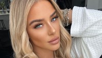 Lalu, Aguero pernah dekat dengan Taylor Ward. Sayangnya, hubungan keduanya juga tidak bertahan sampai satu tahun dan kini Taylor Ward menjalin cinta dengan Riyad Mahrez. Rekan Aguero di Manchester City (Instagram)