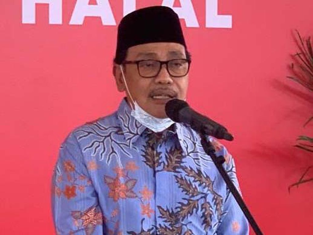 MUI Jatim Sarankan Pemerintah Duduk Bareng Bahas Rencana Kenaikan Biaya Haji MUI Jatim Sarankan Pemerintah Duduk Bareng Bahas Rencana Kenaikan Biaya Haji