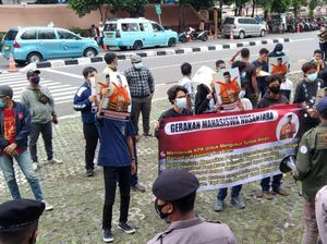 Massa GMN Geruduk Gedung KPK Massa GMN Geruduk Gedung KPK