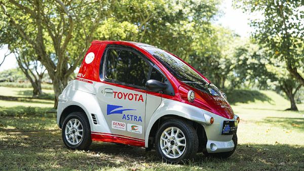 Mobil Listrik Mungil Toyota Hadir di Bali
