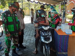 Percepat Vaksinasi, Polres Lombok Utara Buka Layanan Drive Thru