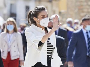 Tajir Melintir, Ratu Letizia Ternyata Tak Minder Pakai Baju Lama