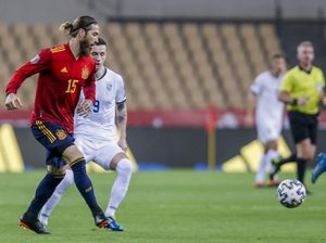 Dear Luis Enrique, Apa Alasanmu Mencadangkan Sergio Ramos?