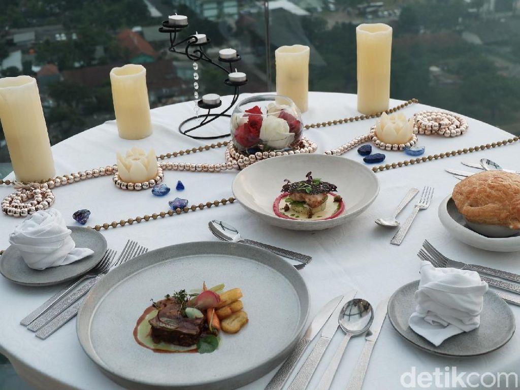 Foto: Hidangan ala Prancis dari Restoran Tertinggi di Bandung Foto: Hidangan ala Prancis dari Restoran Tertinggi di Bandung