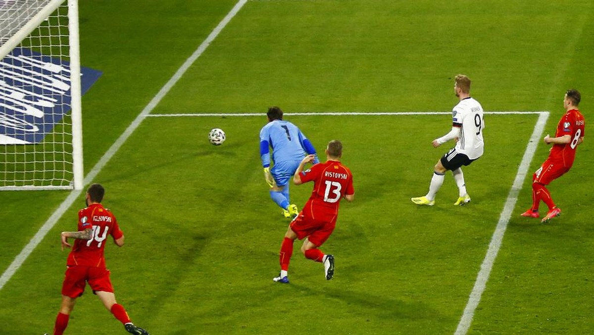 Timo Werner gagal memanfaatkan peluang emas saat Jerman dikalahkan Makedonia Utara (Foto: AP/Thilo Schmuelgen)
