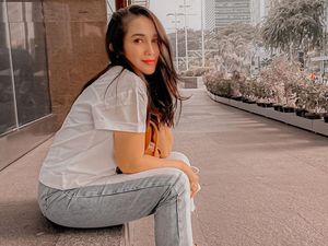 Spion Mobil Dipotek Maling, Ussy Sulistiawaty Tawarkan Rp 5 Juta untuk Tangkap Pencuri Spion Mobil Dipotek Maling, Ussy Sulistiawaty Tawarkan Rp 5 Juta untuk Tangkap Pencuri