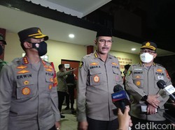 Jenazah Penyerang Mabes Polri Diserahkan ke Keluarga, Langsung Dimakamkan