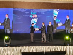 BUMN Konstruksi Ini Sabet Penghargaan Digitech Award 2021