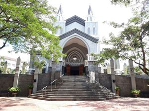 Jemaat di Tangsel Bersyukur Bisa Ibadah Misa Jumat Agung di Gereja Lagi