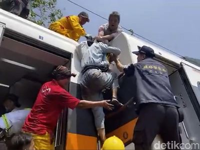 Kecelakaan Kereta Tewaskan Puluhan Orang di Taiwan