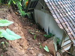 Longsor Trenggalek Terjadi di Dua Titik, Satu Rumah Rusak