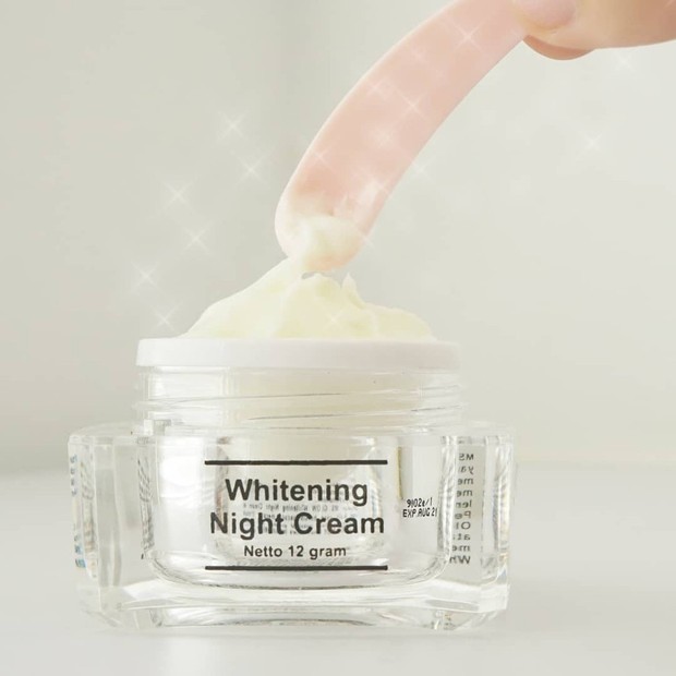 MS Glow Whitening Night Cream membantu mencerahkan kulit di malam hari/shoope.co.id