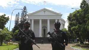 Potret Pengamanan Jumat Agung di Gereja Immanuel