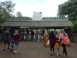 Libur Paskah, Taman Margasatwa Ragunan Mulai Dipadati Pengunjung