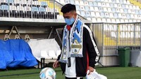 Brylian, yang merupakan jebolan program Garuda Select, memperlihatkan skill-nya mengolah bola. (Foto: Instagram @nk_rijeka)