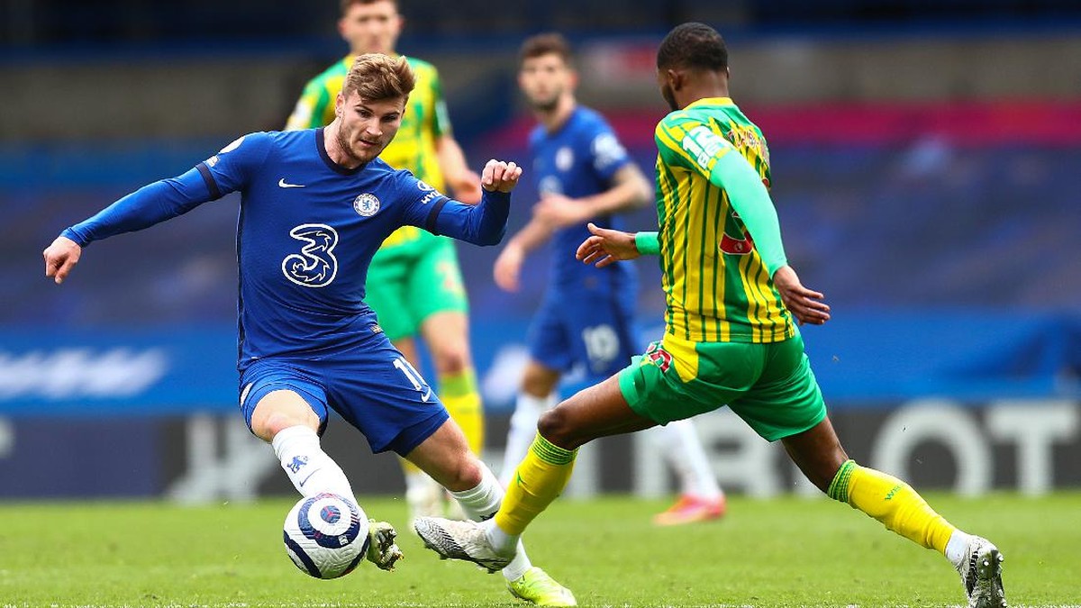 Chelsea tertinggal 1-2 dari West Bromwich Albion. (Foto: Clive Rose/Getty Images)