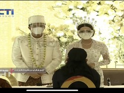 Penampilan Atta dan Aurel Kenakan Baju Pengantin Adat Jawa
