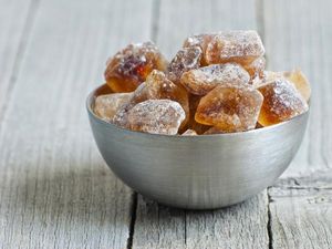 Gula Batu: Kandungan, Risiko, Apakah Lebih Aman bagi Pasien Diabetes?