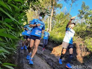 Puluhan Pelari Lintas Alam Berlomba di Ijen Geopark Run Puluhan Pelari Lintas Alam Berlomba di Ijen Geopark Run