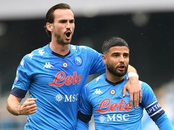 Napoli Vs Crotone: Partenopei Menang 4-3