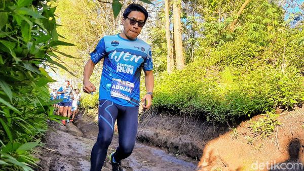 Foto: Ijen Geopark Run, Para Atlet Lari Tempuh Rute Sejauh 70 Km