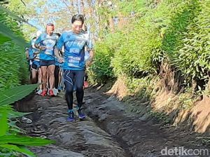 Puluhan Pelari Susuri Kawasan Ijen Geopark di Bondowoso dan Banyuwangi