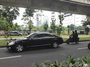 Jokowi dan Prabowo Hadiri Pernikahan Atta dan Aurel