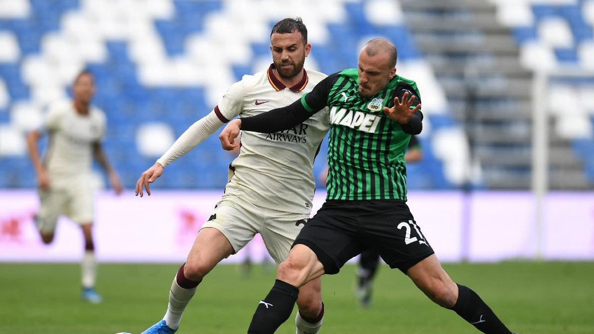 AS Roma ditahan imbang Sassuolo 2-2. (Foto: Getty Images/Alessandro Sabattini)