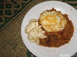 Sedapnya Sepiring Nasi Goreng Sapi yang Gurih Berempah