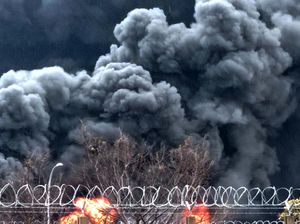 Pertamina Ungkap Detik-detik Mencekam Jelang Tangki Balongan Meledak Pertamina Ungkap Detik-detik Mencekam Jelang Tangki Balongan Meledak