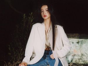 Banjir Kritik, Iklan Busana Valentino Dinilai Menginjak-injak Budaya Jepang