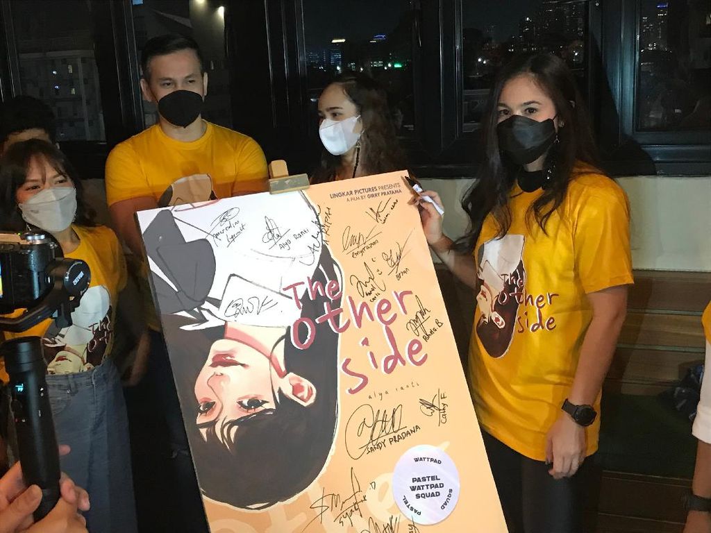 Proses Cerai, Wulan Guritno Tetap Syuting Film Proses Cerai, Wulan Guritno Tetap Syuting Film
