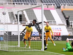 Newcastle Vs Tottenham: The Lilywhites Tertahan 2-2