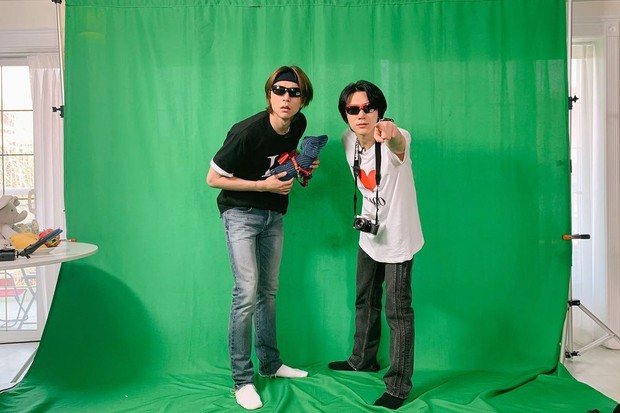 April mop Johnny dan Ten/instagram.com/nct April mop Johnny dan Ten/instagram.com/nct