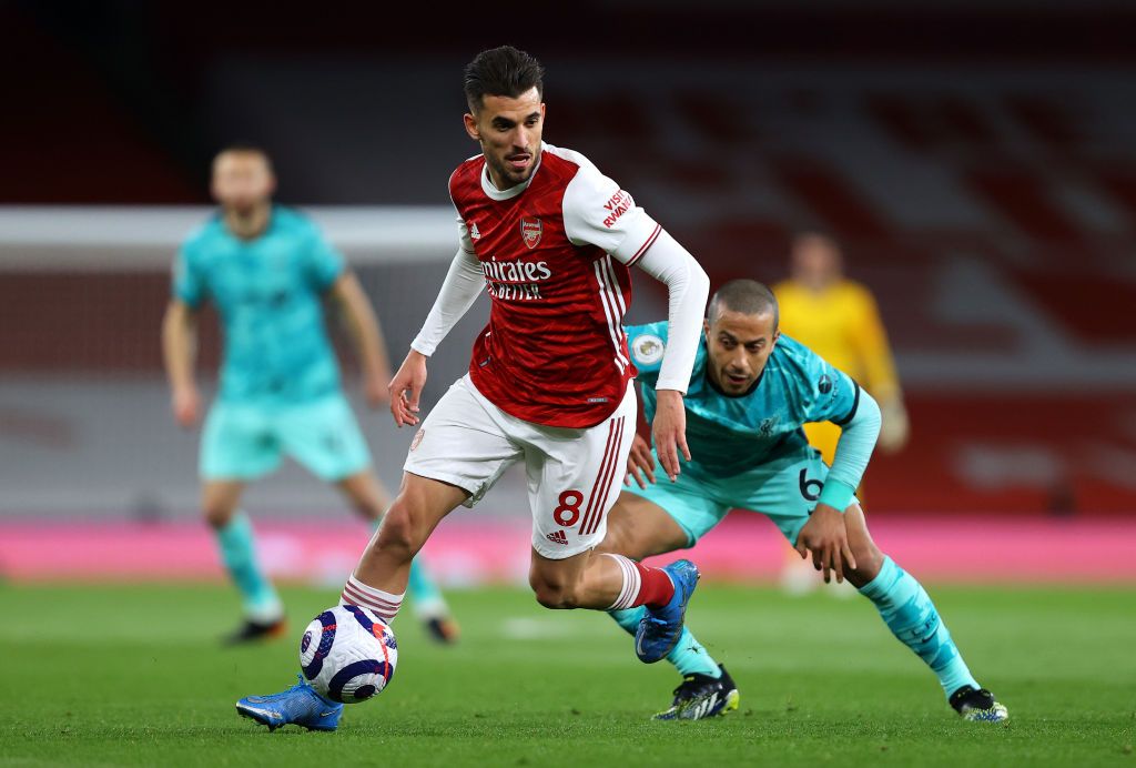 LONDON, ENGLAND - APRIL 03: Dani Ceballos of Arsenal turns away from Thiago Alcantara of Liverpool during the Premier League match between Arsenal and Liverpool at Emirates Stadium on April 03, 2021 in London, England. Sporting stadiums around the UK remain under strict restrictions due to the Coronavirus Pandemic as Government social distancing laws prohibit fans inside venues resulting in games being played behind closed doors. (Photo by Julian Finney/Getty Images)