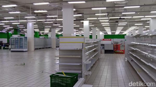 Begini Kondisi Giant Pamulang Square yang Tutup Permanen
