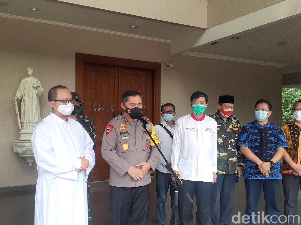 Cek Pengamanan Gereja di Tangsel, Kapolda Metro: Kondisi Sangat Kondusif Cek Pengamanan Gereja di Tangsel, Kapolda Metro: Kondisi Sangat Kondusif