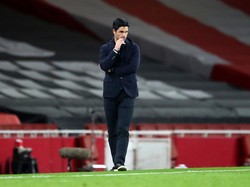 Emery Ingatkan Arsenal Jangan Buru-buru Pecat Arteta